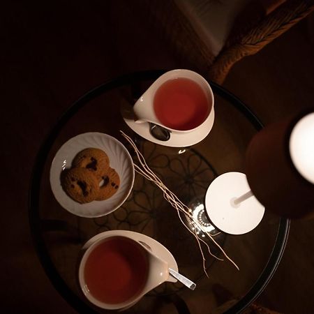 B&B Quattro Stagioni Charme And Wellness Besnate Exterior photo