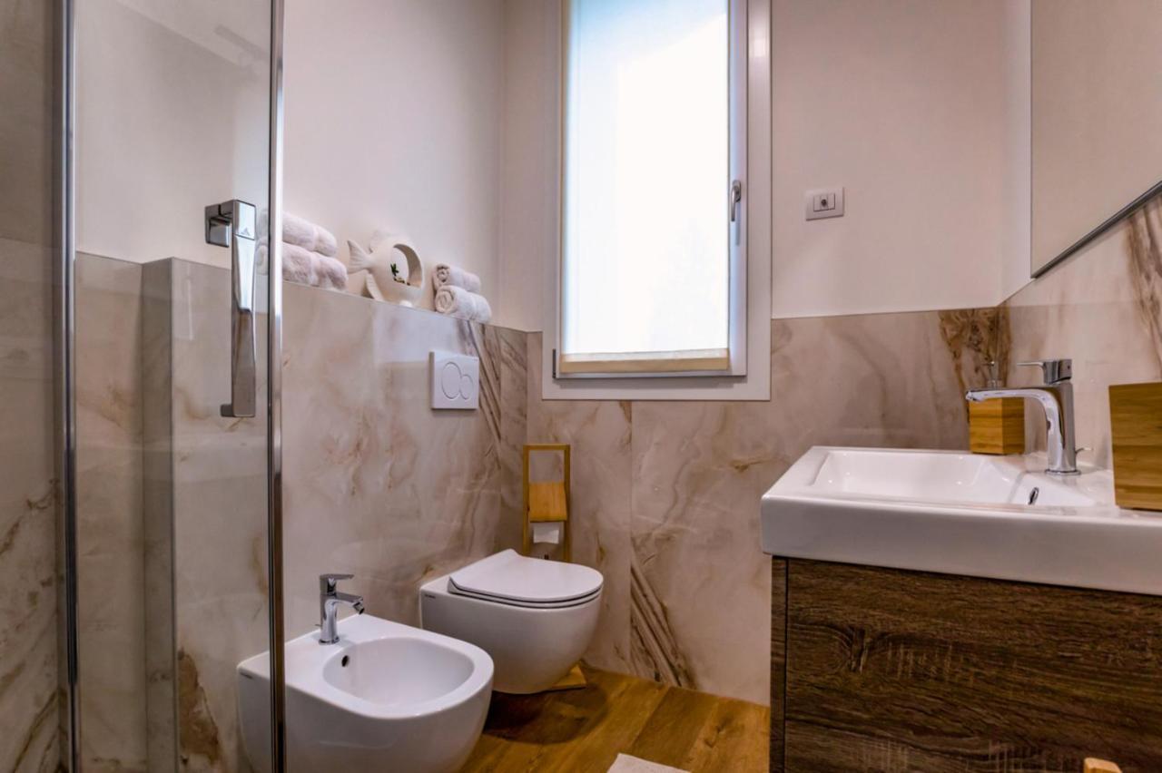 B&B Quattro Stagioni Charme And Wellness Besnate Exterior photo