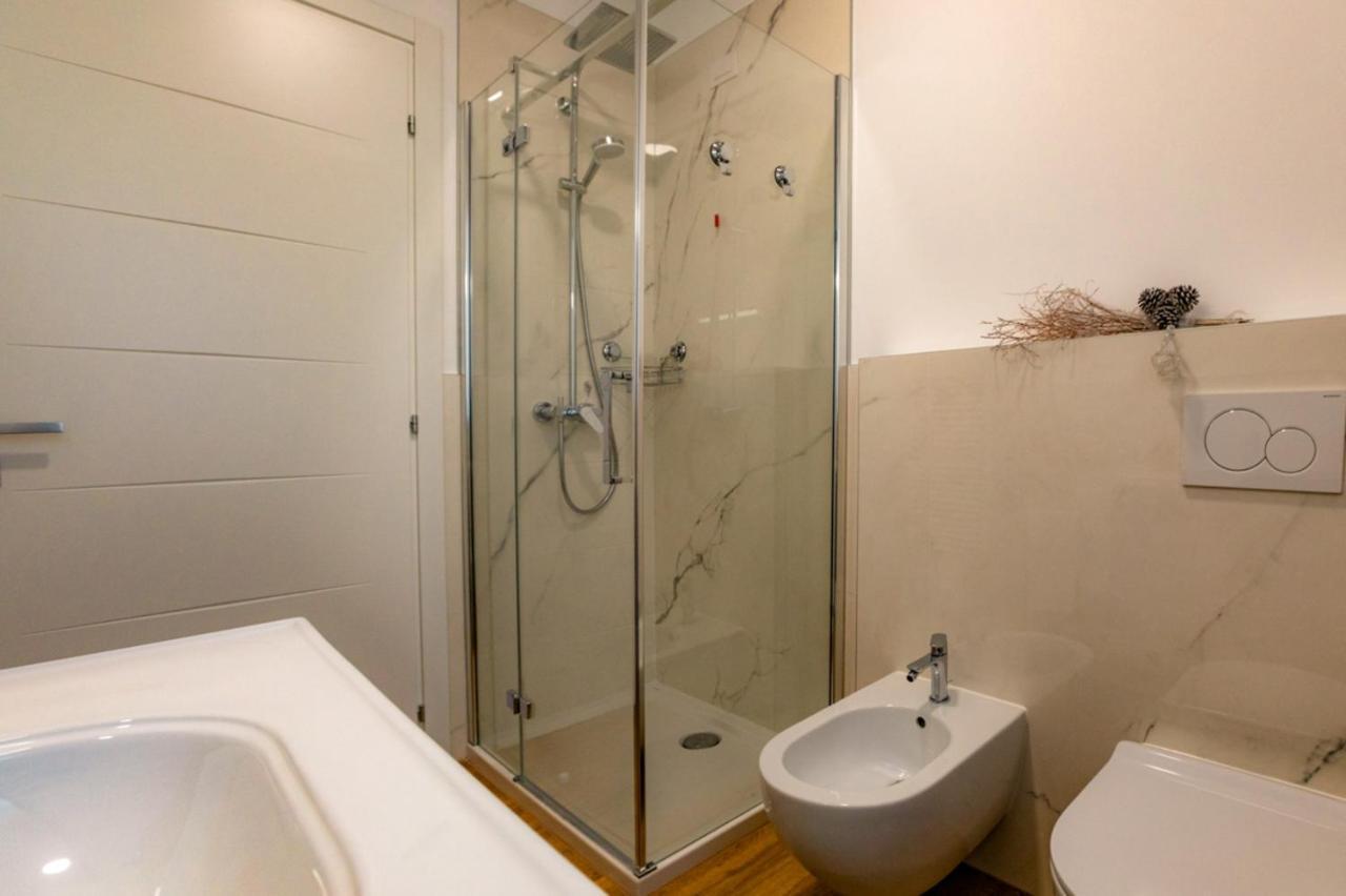 B&B Quattro Stagioni Charme And Wellness Besnate Exterior photo